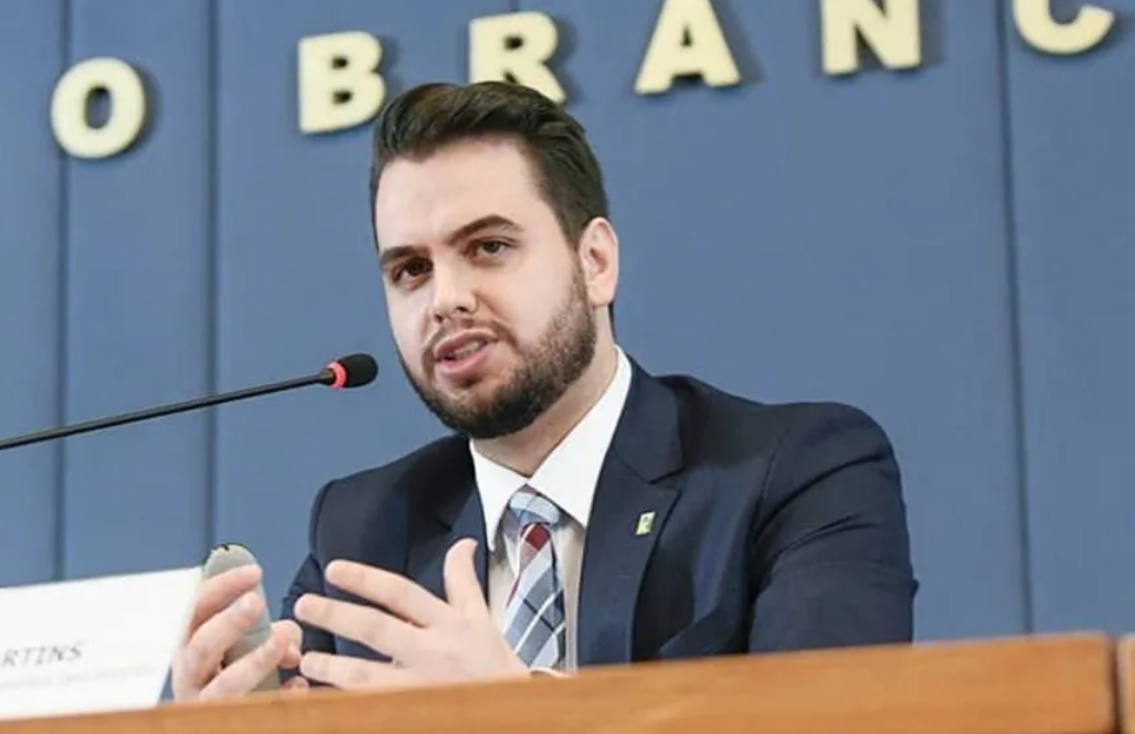 STF usa técnicas ‘incompatíveis com a democracia’, diz defesa de Filipe Martins
