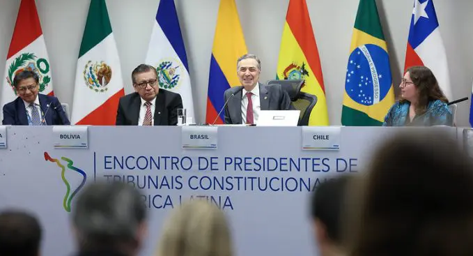 Barroso culpa revolução digital por ‘desinformação’ e ‘discurso de ódio’