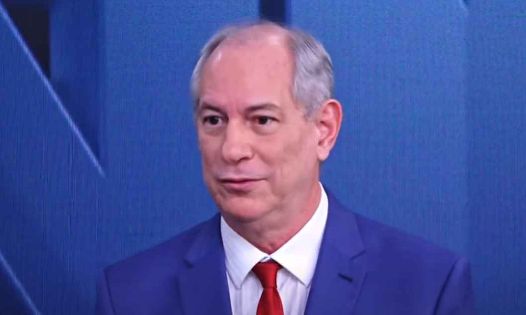 Ciro sinaliza que pode reavaliar decisão de não ser candidato em 2026