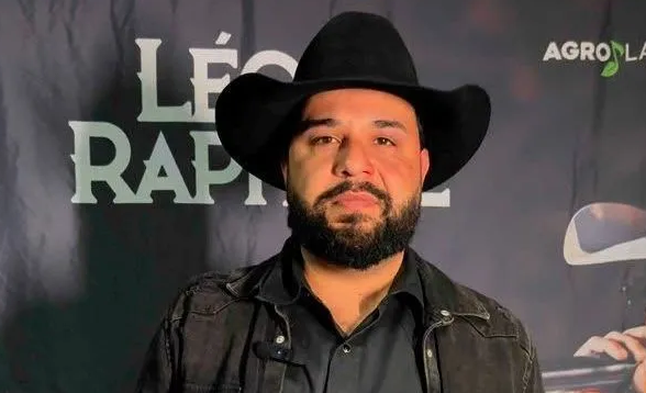 Quem é Léo, cantor sertanejo que foi atingido por fogo durante show