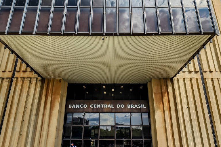 Estímulos do governo atrasam efeito da Selic na atividade econômica, dizem economistas