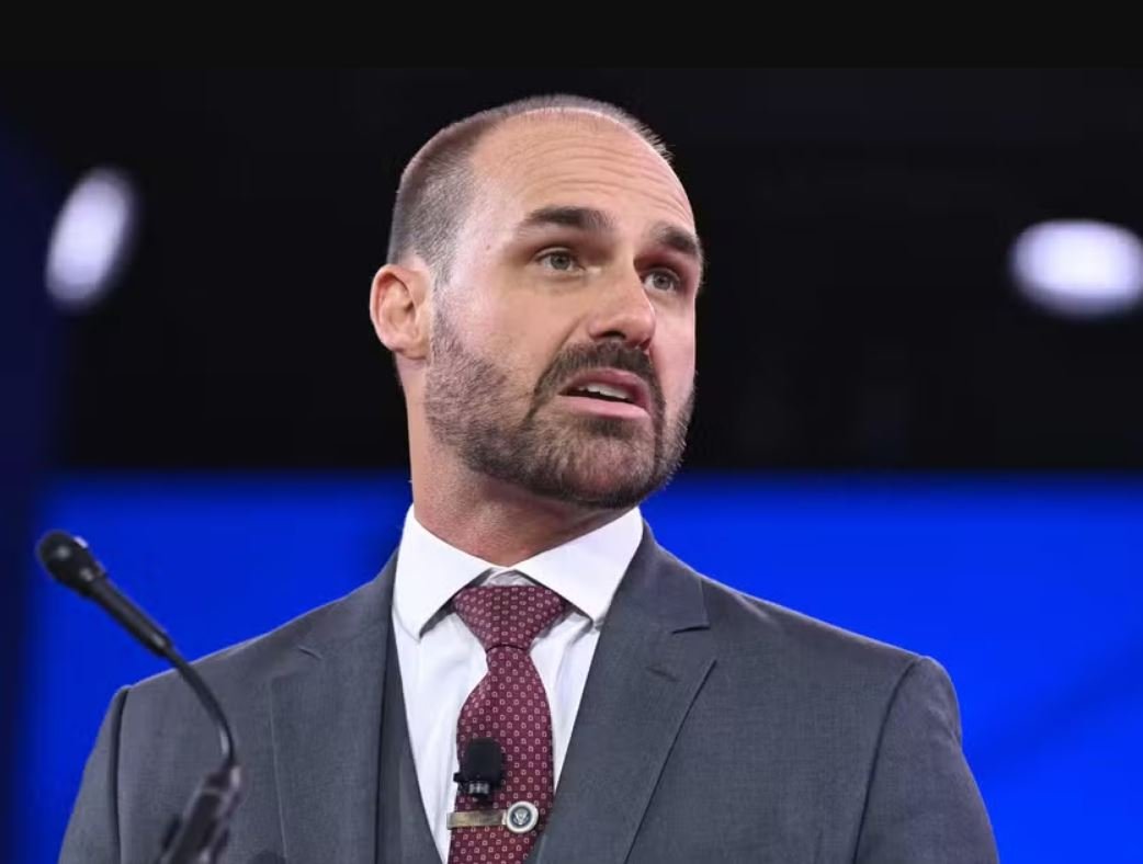 Trump não vai recuar, diz Eduardo Bolsonaro