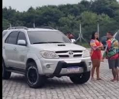 Denúncia sobre veículos que estariam fazendo passeios turísticos clandestinos gerou confusão em que mulher sacou arma e atirou para cima próximo à Barreira do Inferno
