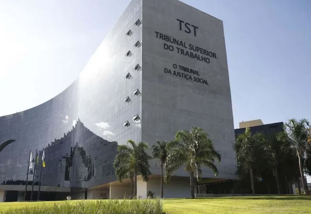Ações trabalhistas caminham para novo recorde após a reforma, puxado pela alta no setor de serviços