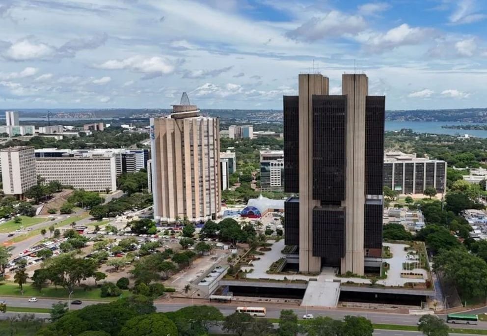 Déficit das estatais em 2025 já ultrapassa prejuízo anual recorde