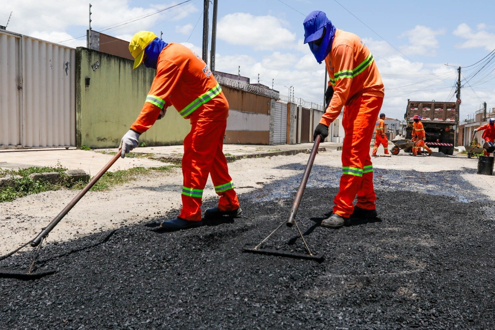 Parnamirim: serviço de manutenção viária contemplou ruas de Nova Esperança e Pium