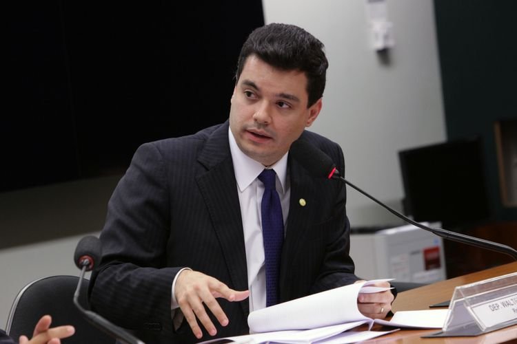 NEM LULA CONVENCE: Walter Alves crava que não será candidato e manda tirar o nome das pesquisas