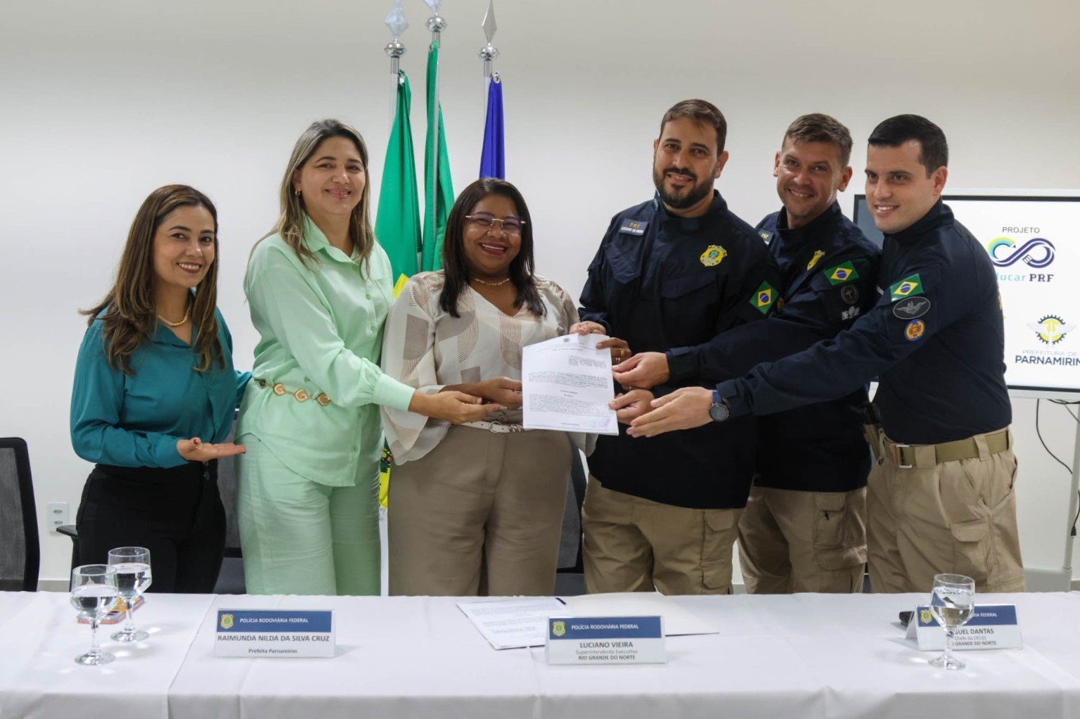 Prefeitura assina termo de parceria com a PRF para o projeto Educar PRF