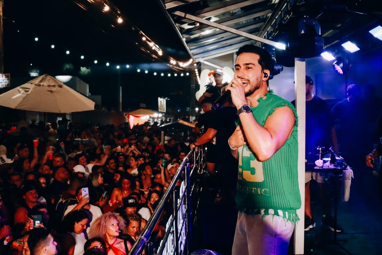 Prefeitura reúne cerca de 60 mil pessoas em prévia de Carnaval