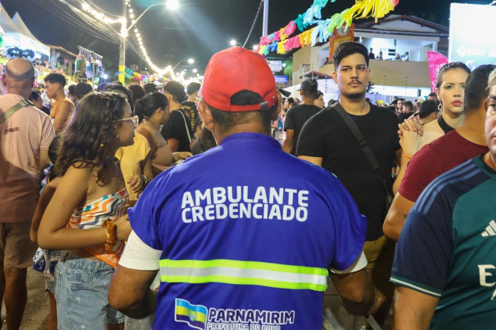 Carnaval da Povo impulsiona geração de emprego para ambulantes