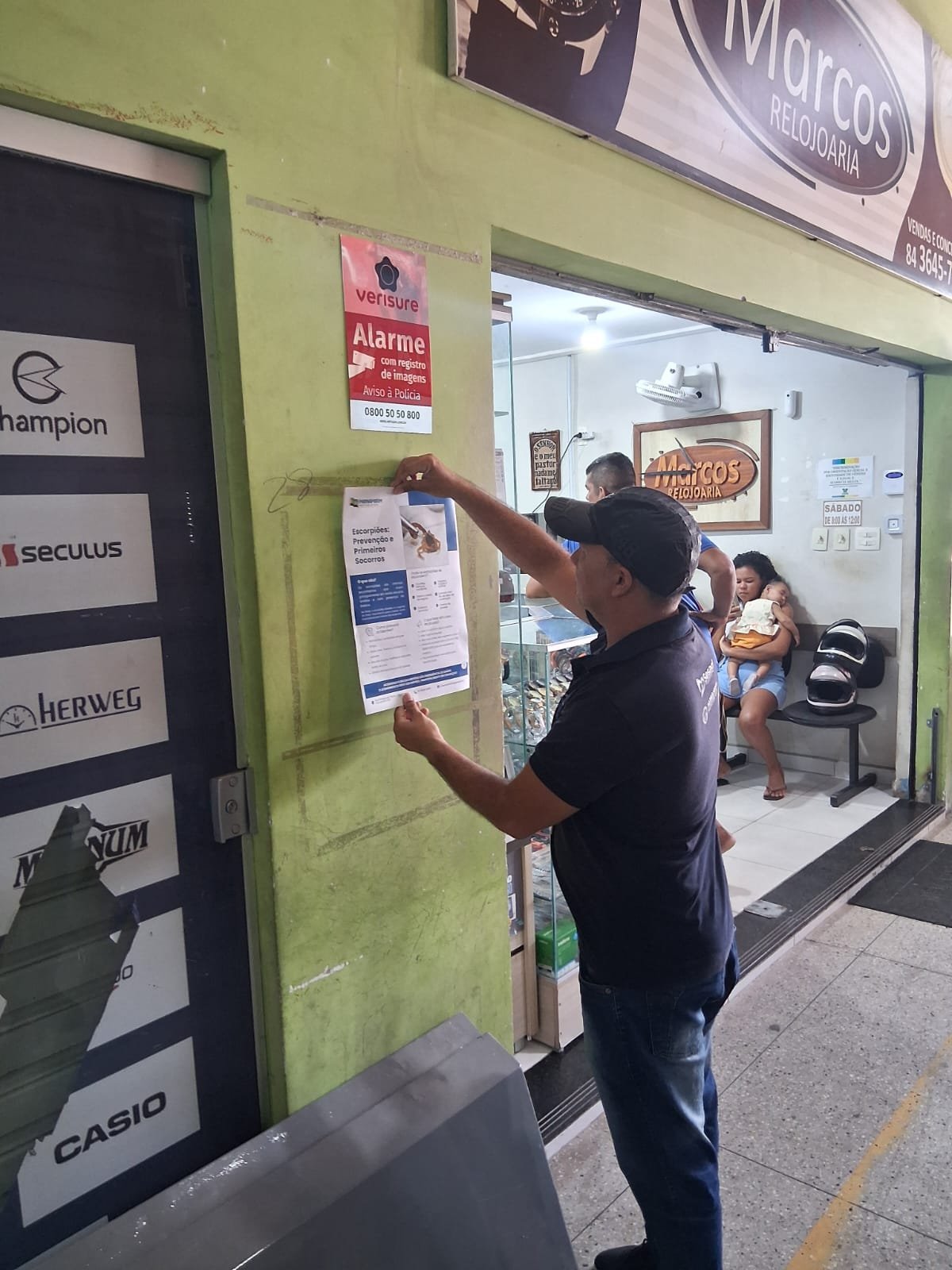 Prefeitura promove ação de saúde no mercado do Centro