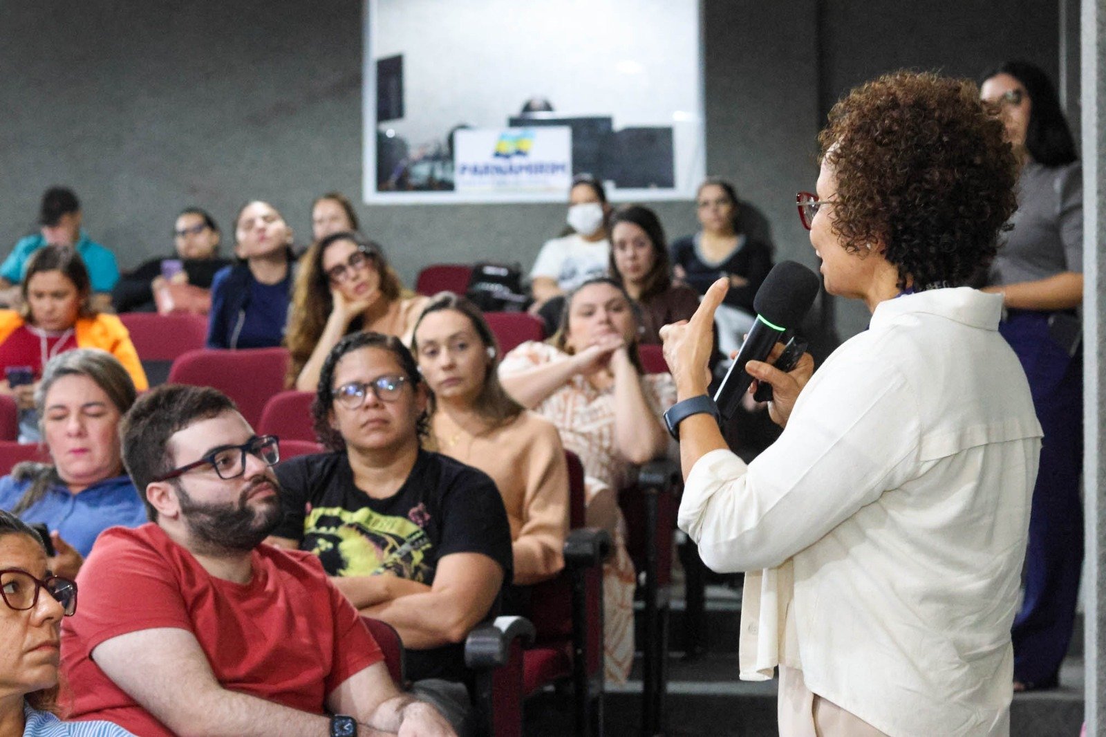 Prefeitura realiza capacitação sobre uso de antimicrobianos em parceria com UFRN e USP