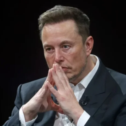 Elon Musk discute sanções a Alexandre de Moraes: “Tem bens nos EUA?”