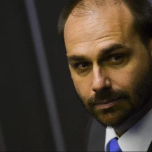 Eduardo Bolsonaro reage à chacota em jantar de Moraes