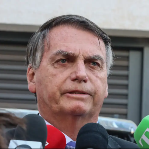 Bolsonaro contesta decisão que nega impedimento de Zanin e Dino